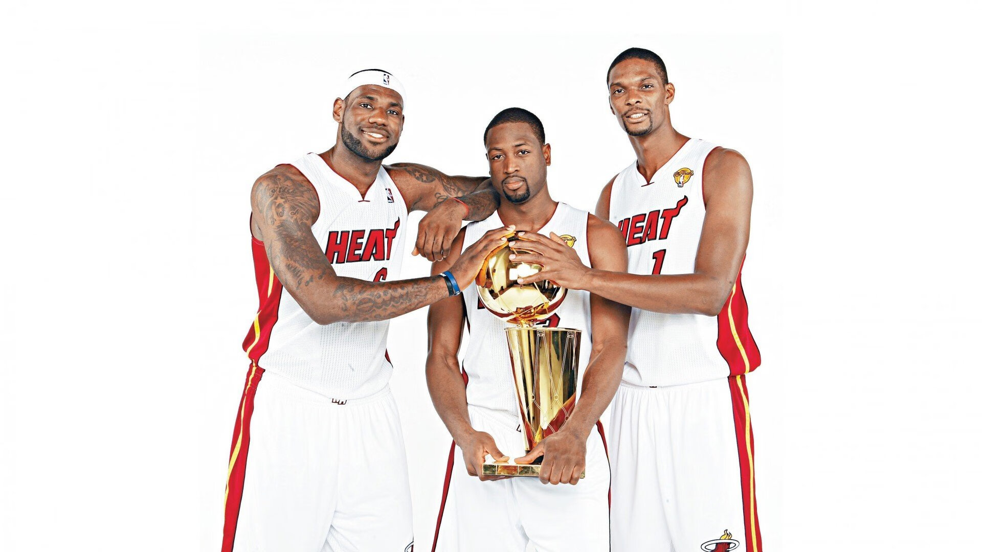 丹麦斩落沙特，阿拉巴攻防转换核心，绿茵场上的北欧交响诗