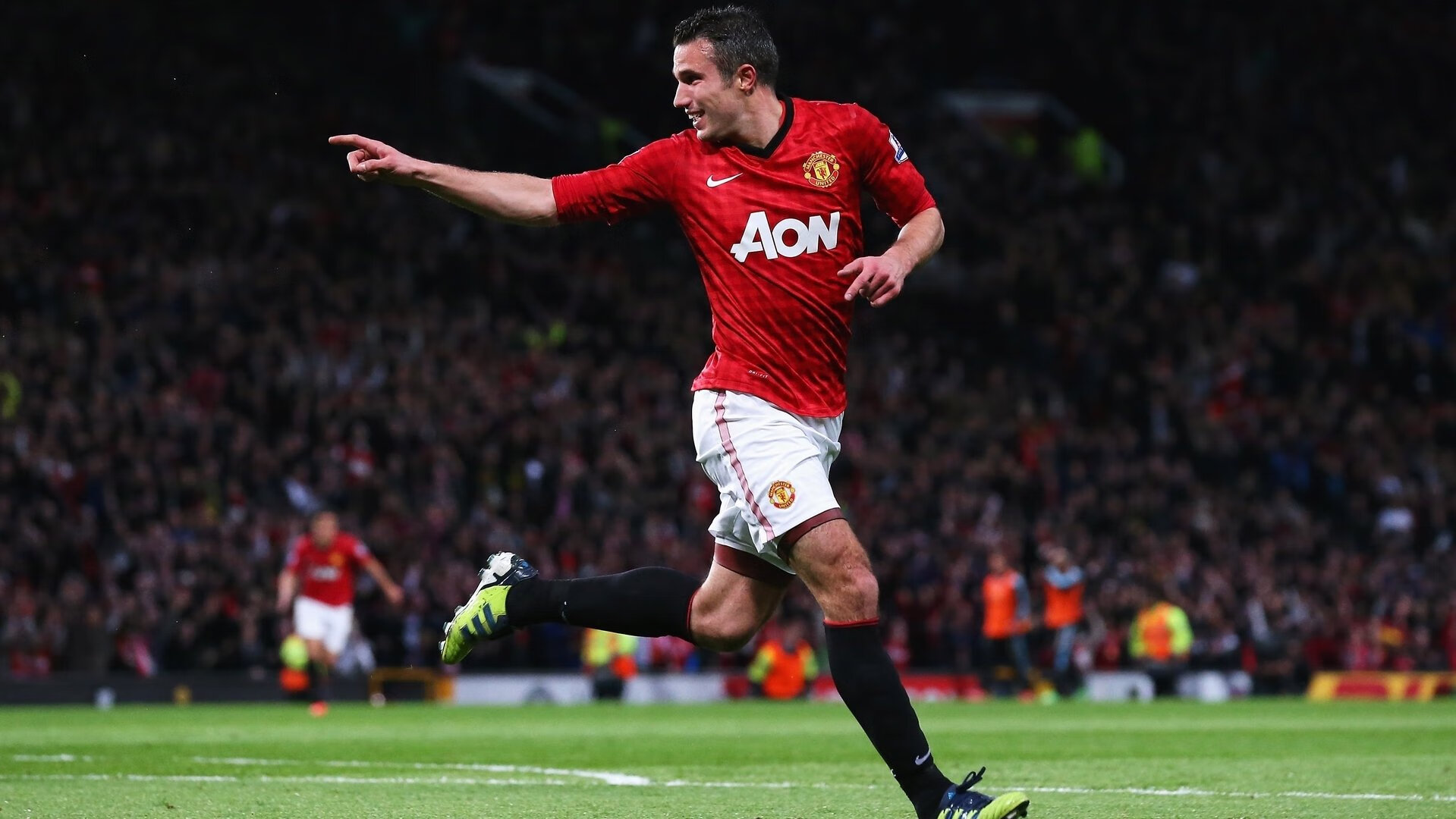 开云体育官方网站-英超争冠焦点战，当里昂式强势横扫瑞士，足球战术的暗流正在改写争冠格局