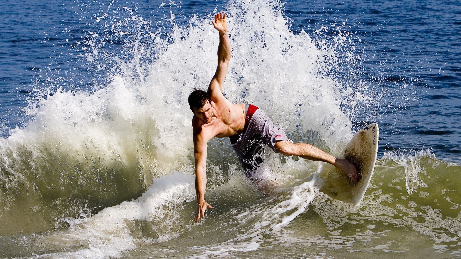 2026世界杯之夜，萨卡末节接管比赛，英格兰新王加冕